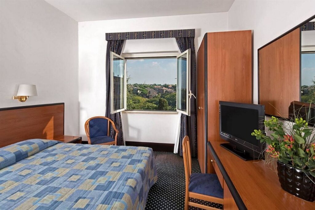 LH Hotel Excel Roma Montemario 1