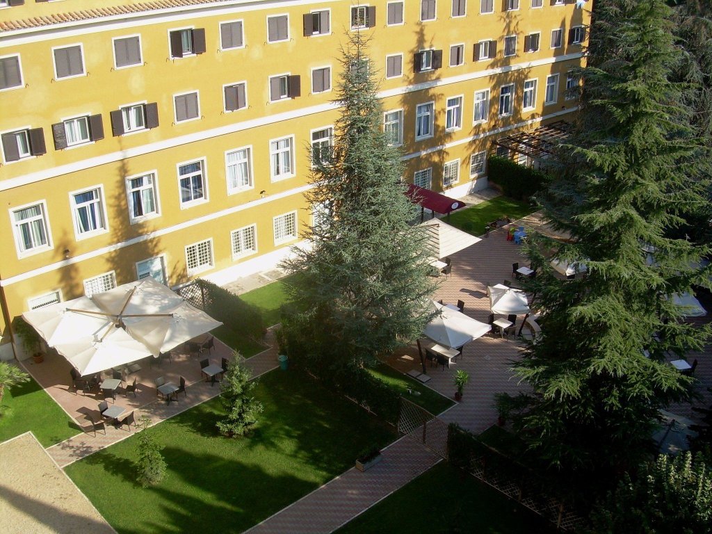 LH Hotel Excel Roma Montemario 17