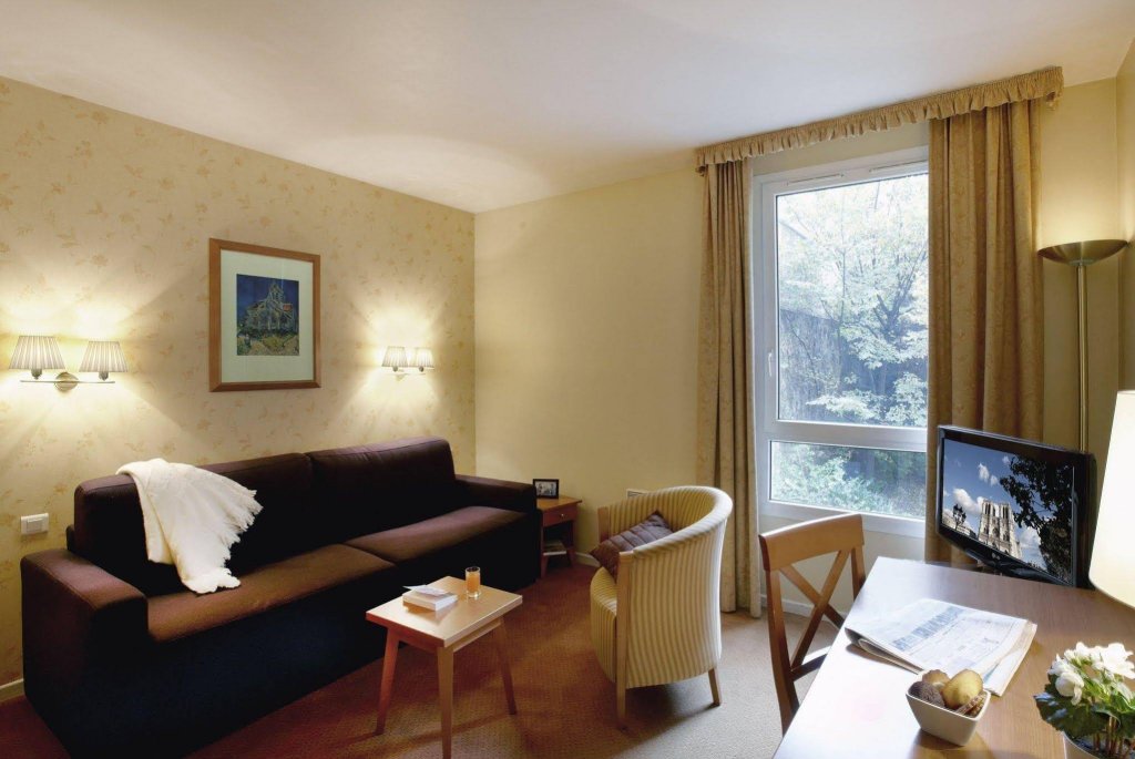 Citadines Montmartre Paris 16