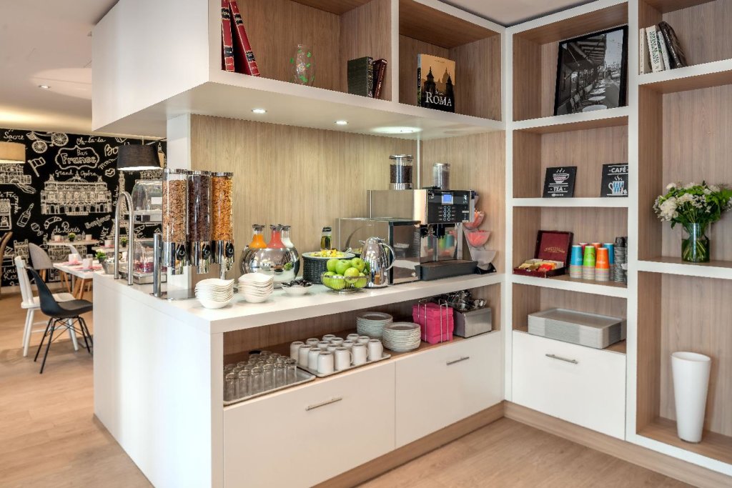 Citadines Montmartre Paris 9