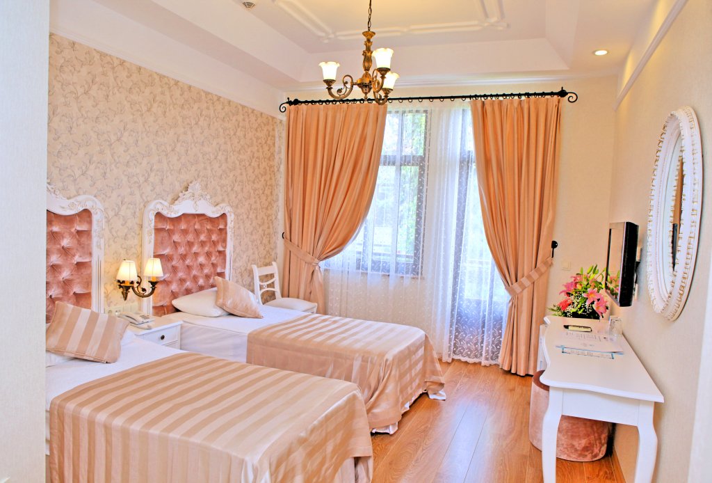 Aspen Hotel - Special Class 14