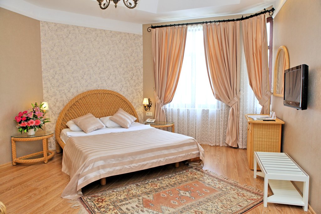 Aspen Hotel - Special Class 16