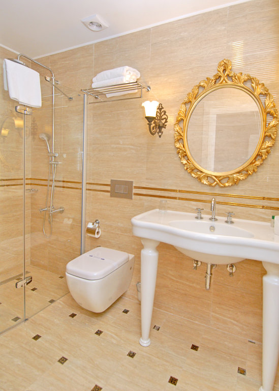 Aspen Hotel - Special Class 19