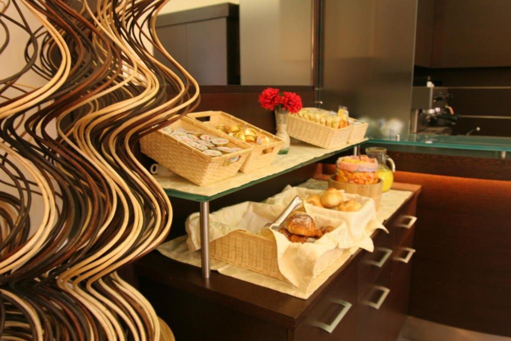 Hotel Garda 24