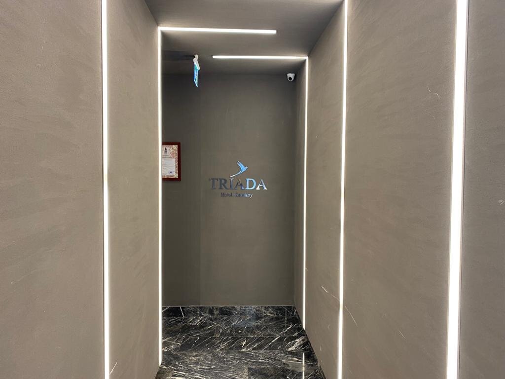 Triada Hotel Karakoy 11