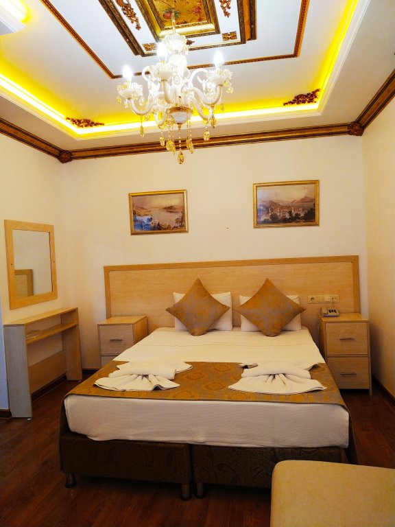 Sultan House 9