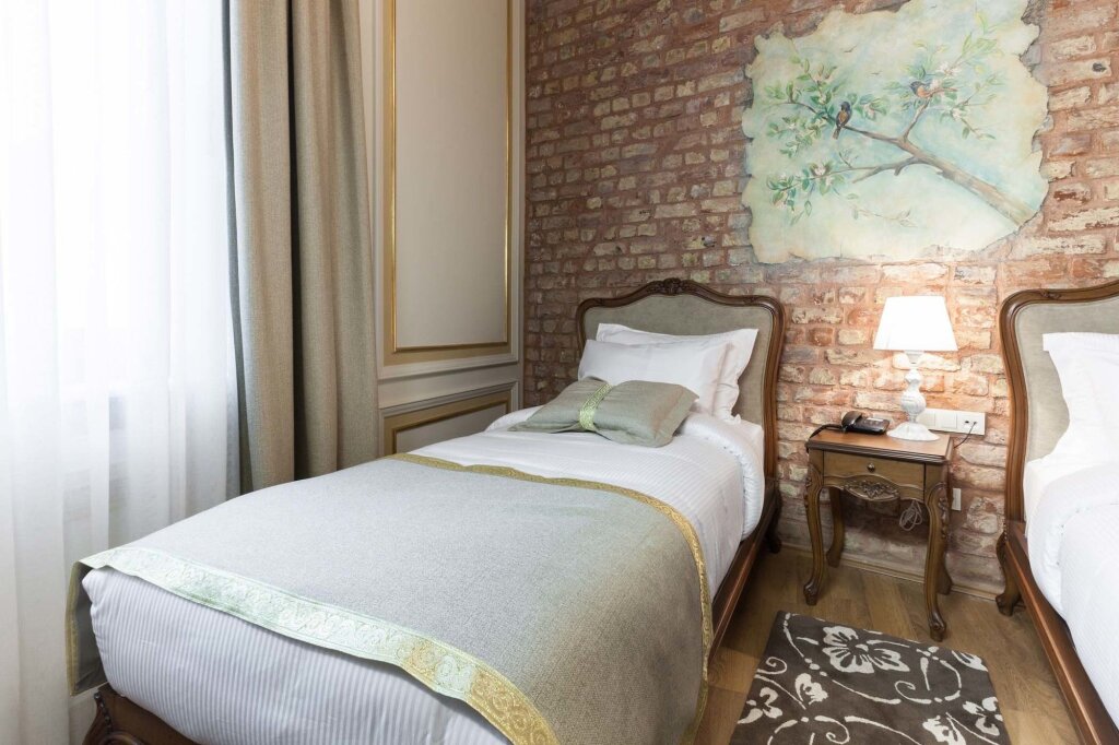 Hotel Pera Parma 3