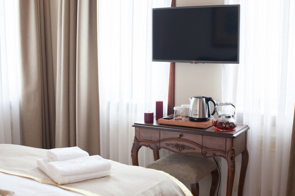 Hotel Pera Parma 8