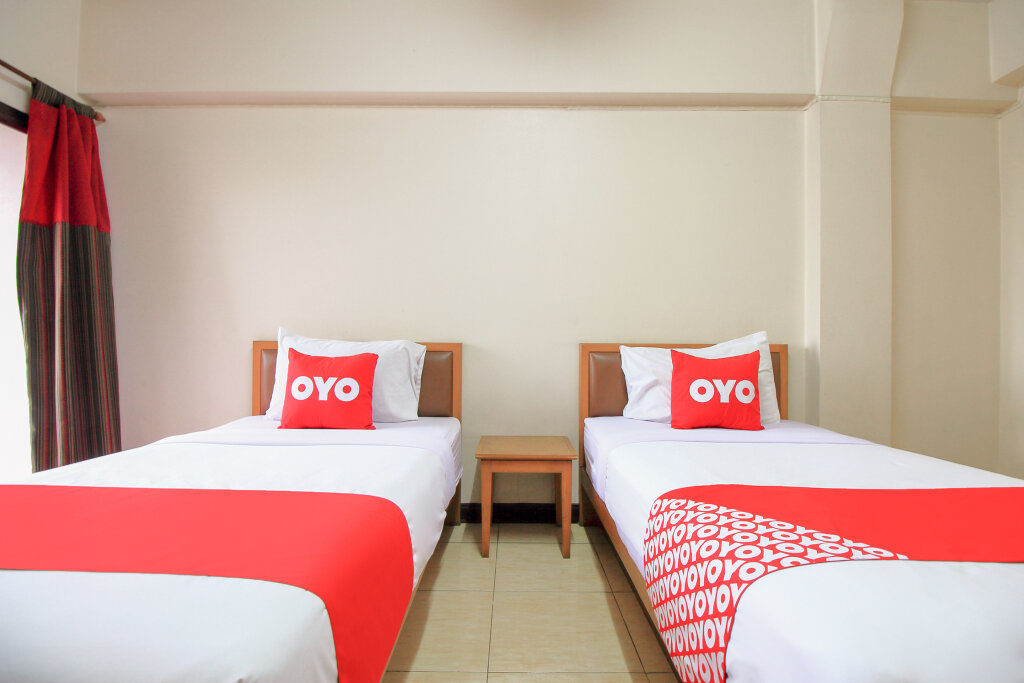 OYO 376 Ok Home Airport 21