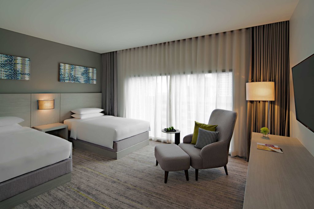 Hyatt Place Bangkok Sukhumvit 5