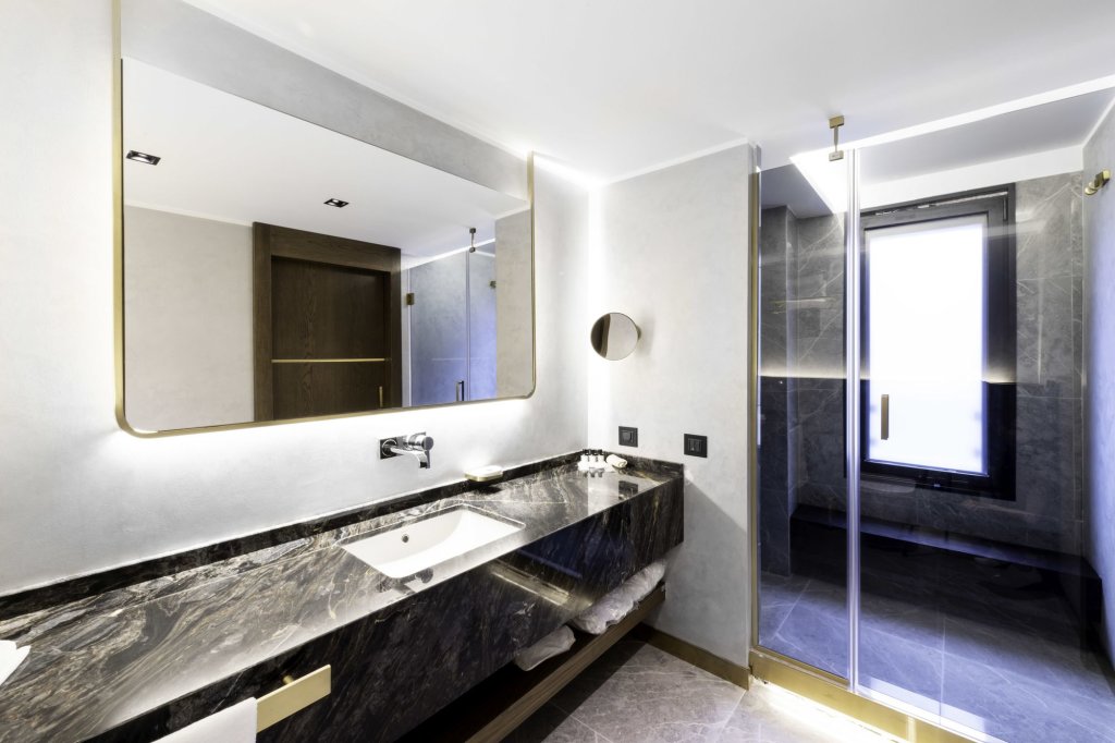 The Wings Hotel Istanbul 10