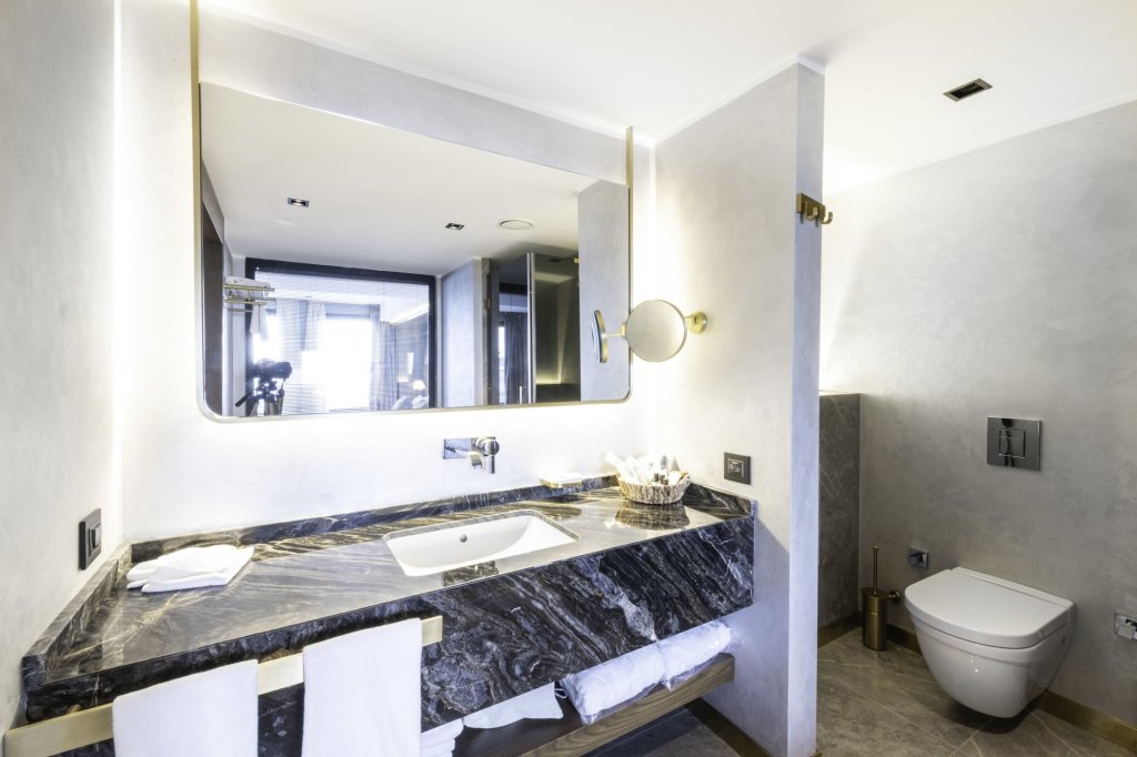 The Wings Hotel Istanbul 11