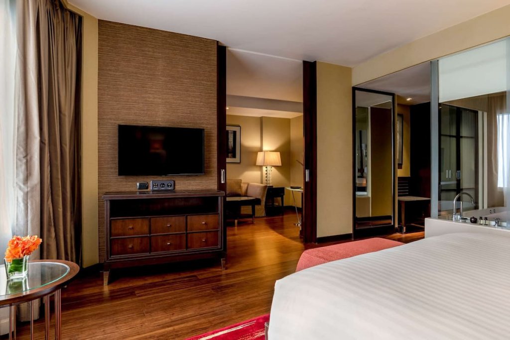 Hilton Bangkok Grande Asoke 5
