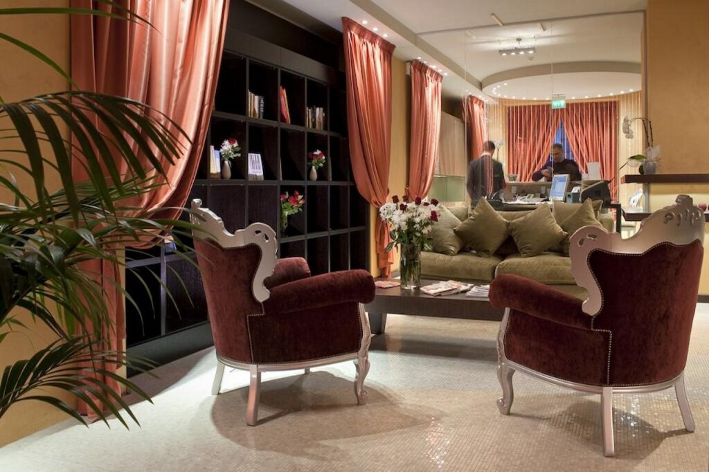 Fiume Hotel 1