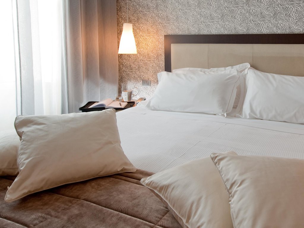 Fiume Hotel 23
