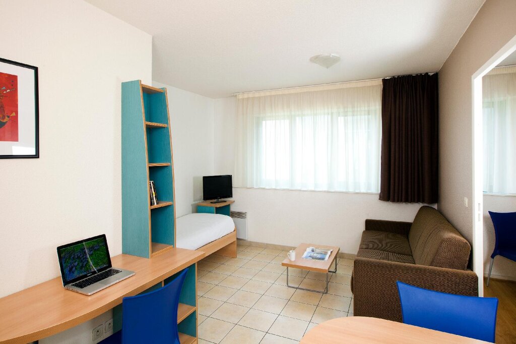 Sejours et Affaires Serris Rive Gauche 3