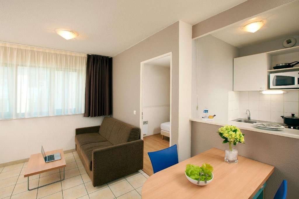 Sejours et Affaires Serris Rive Gauche 4