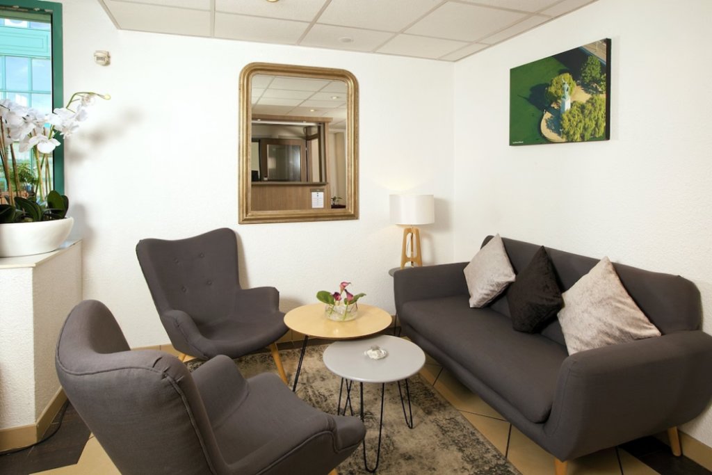 Sejours et Affaires Serris Rive Gauche 8