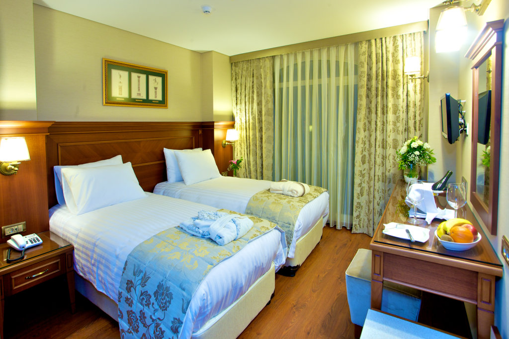 Hotel Perula 13