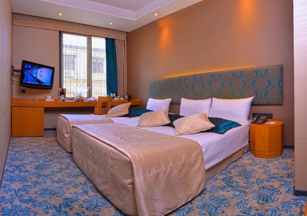Pera Tulip Hotel 2