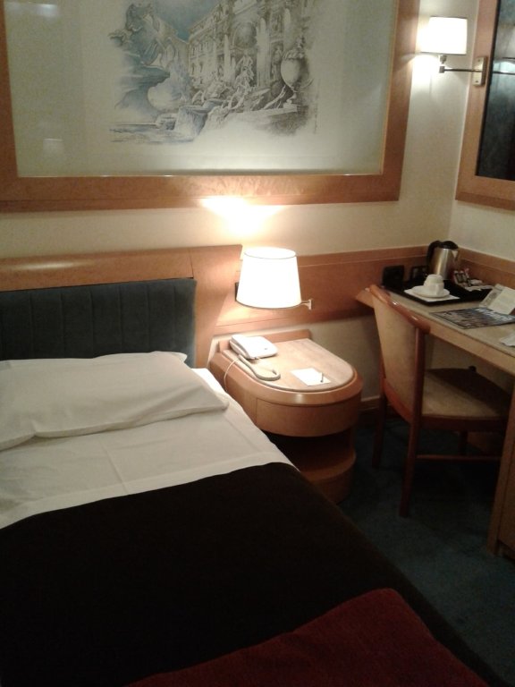 Hotel White 14