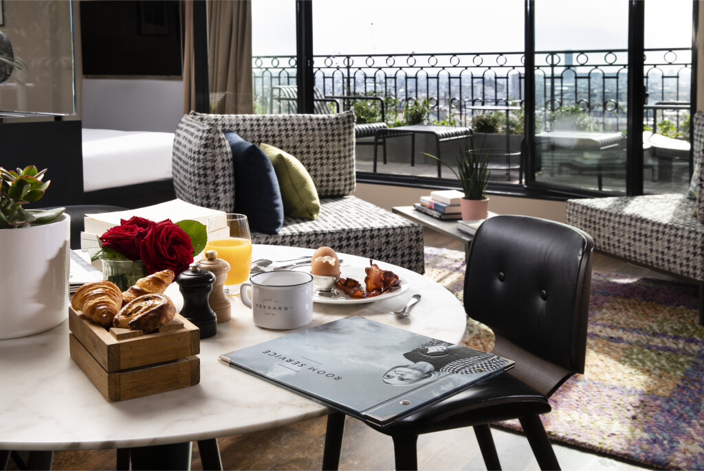 Terrass'' Hotel 12