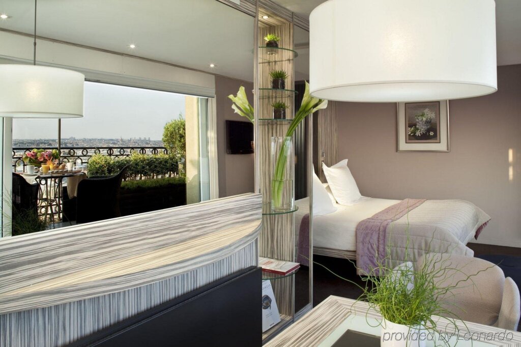 Terrass'' Hotel 2