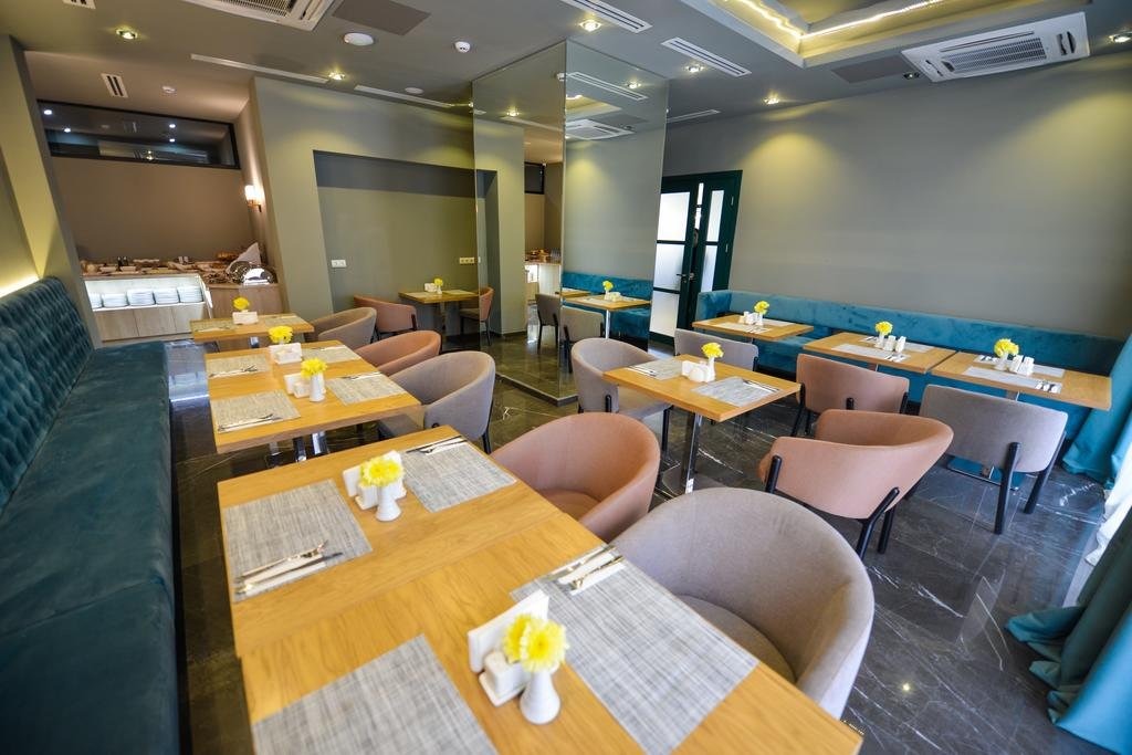 Just Inn Tbilisi 8