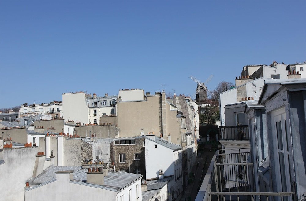 Best Western Plus Hotel Litteraire Marcel Ayme 17