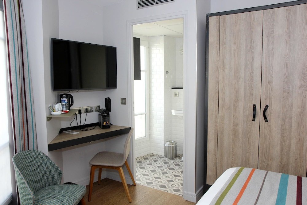 Best Western Plus Hotel Litteraire Marcel Ayme 22
