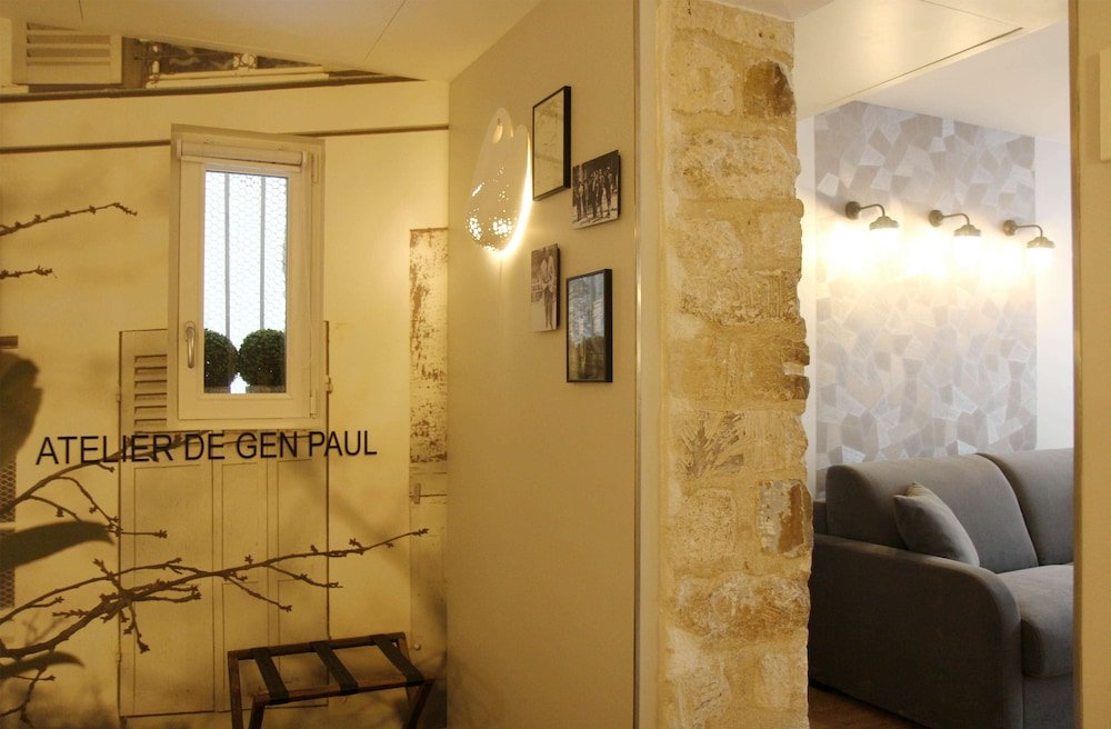 Best Western Plus Hotel Litteraire Marcel Ayme 8