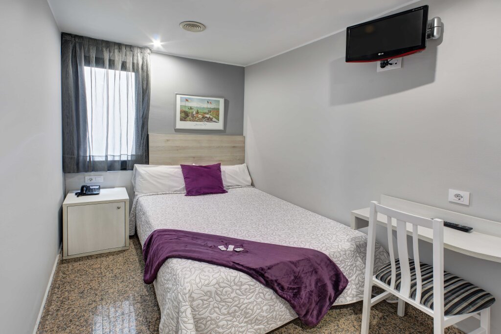 Hotel Nuevo Triunfo 11