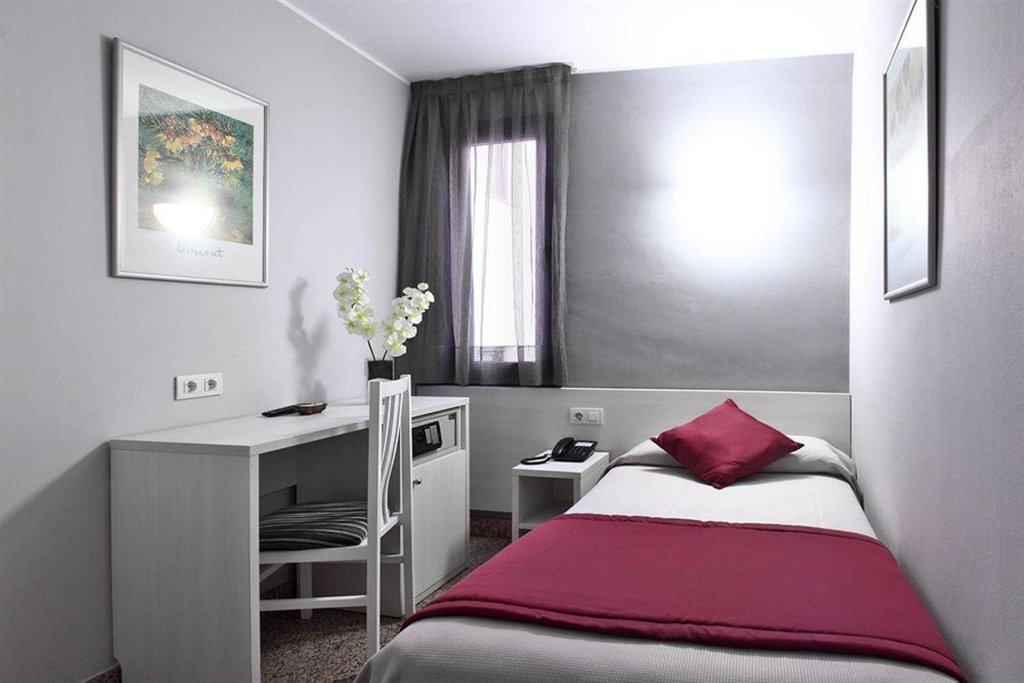 Hotel Nuevo Triunfo 16