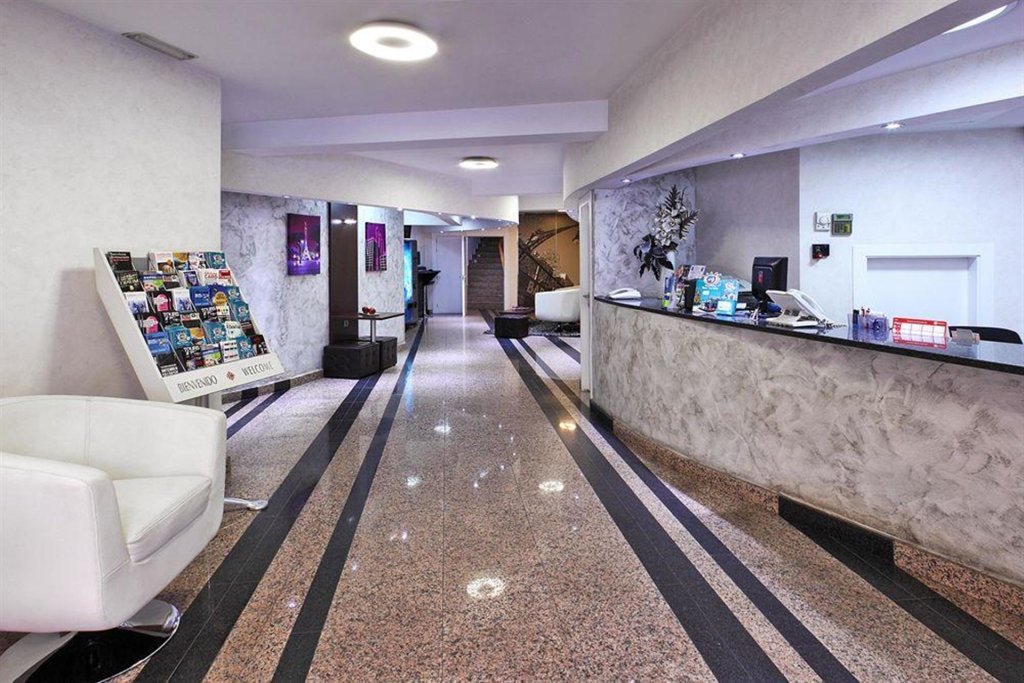 Hotel Nuevo Triunfo 17