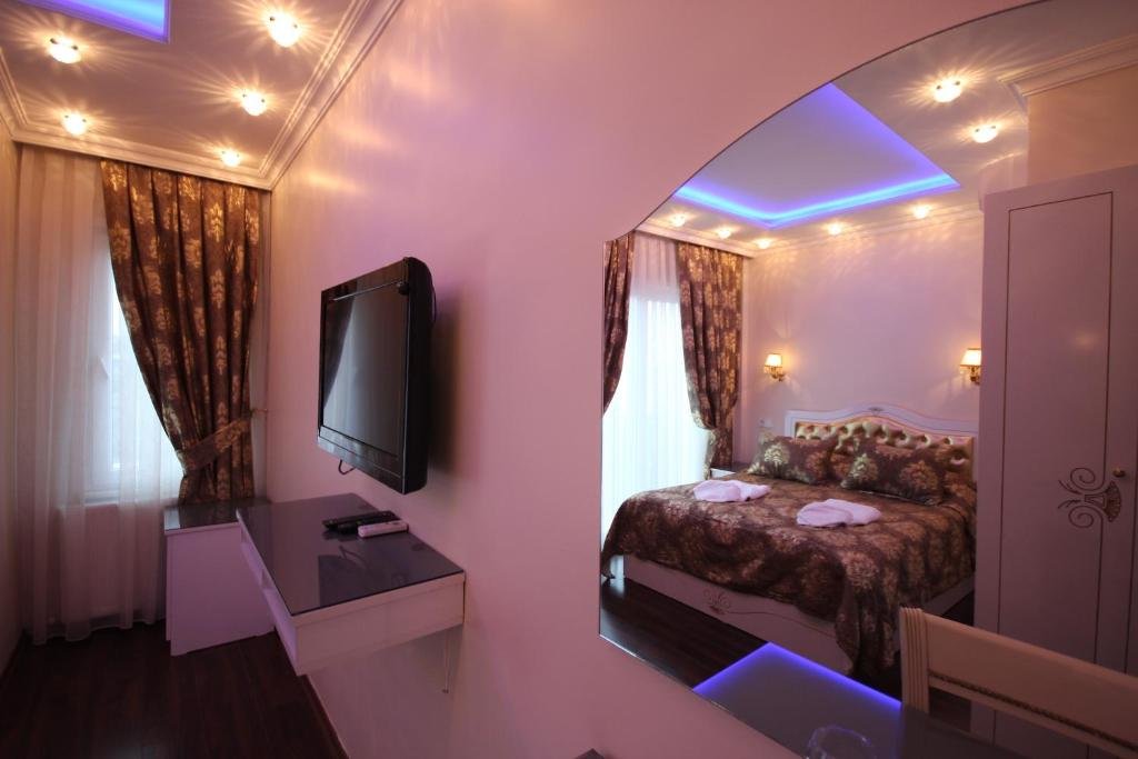 Charm Hotel 7