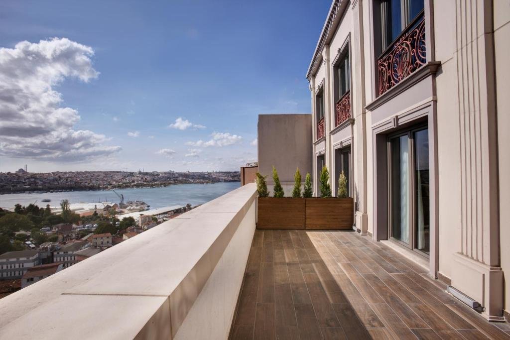 Dora Pera Hotel 2