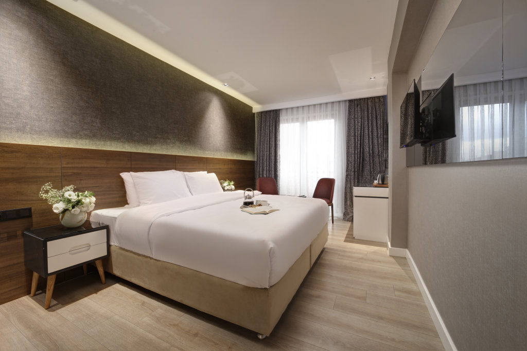 Dora Pera Hotel 21