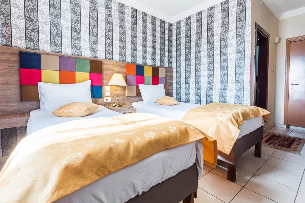 Hotel Twenty 16