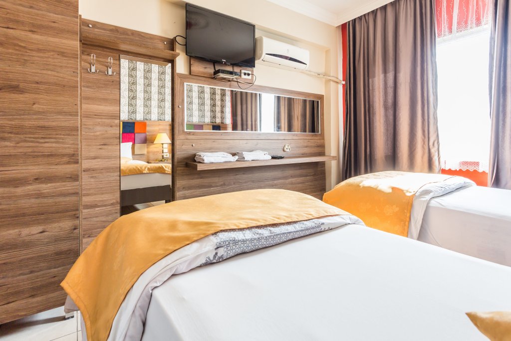 Hotel Twenty 20