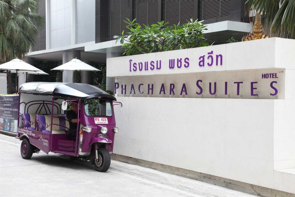 Phachara Suites Sukhumvit 24