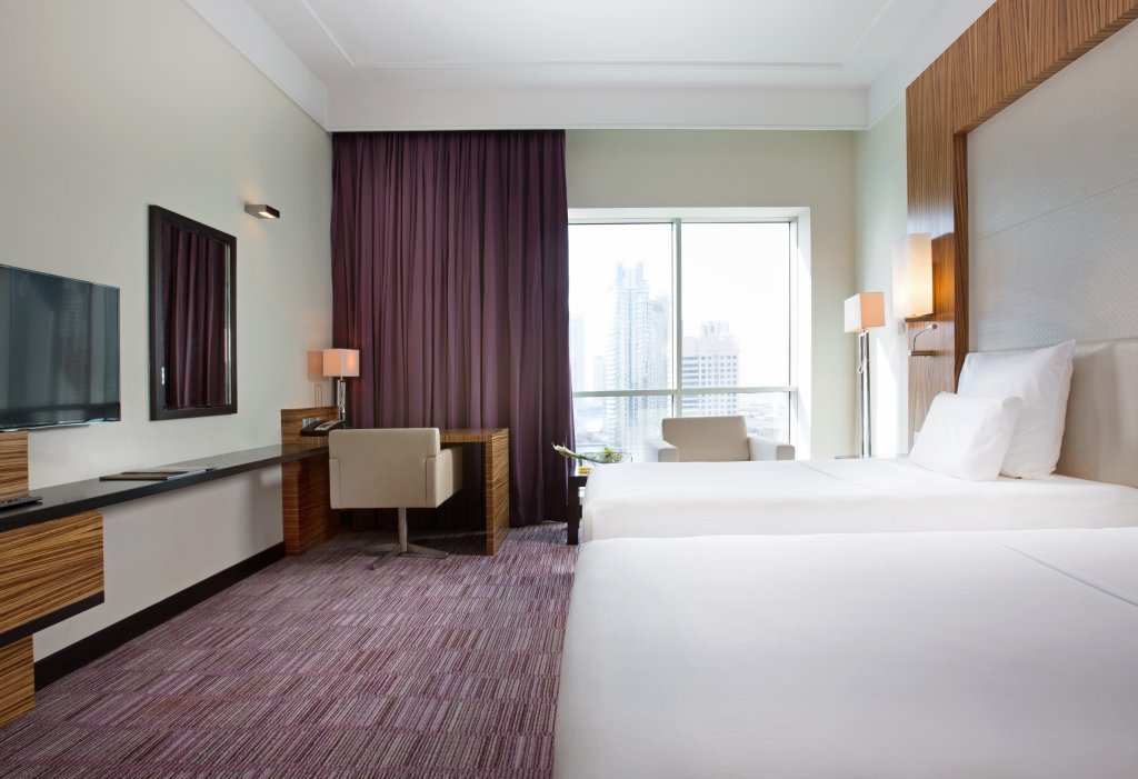 Pullman Dubai Jumeirah Lakes Towers - Hotel and Residence 12