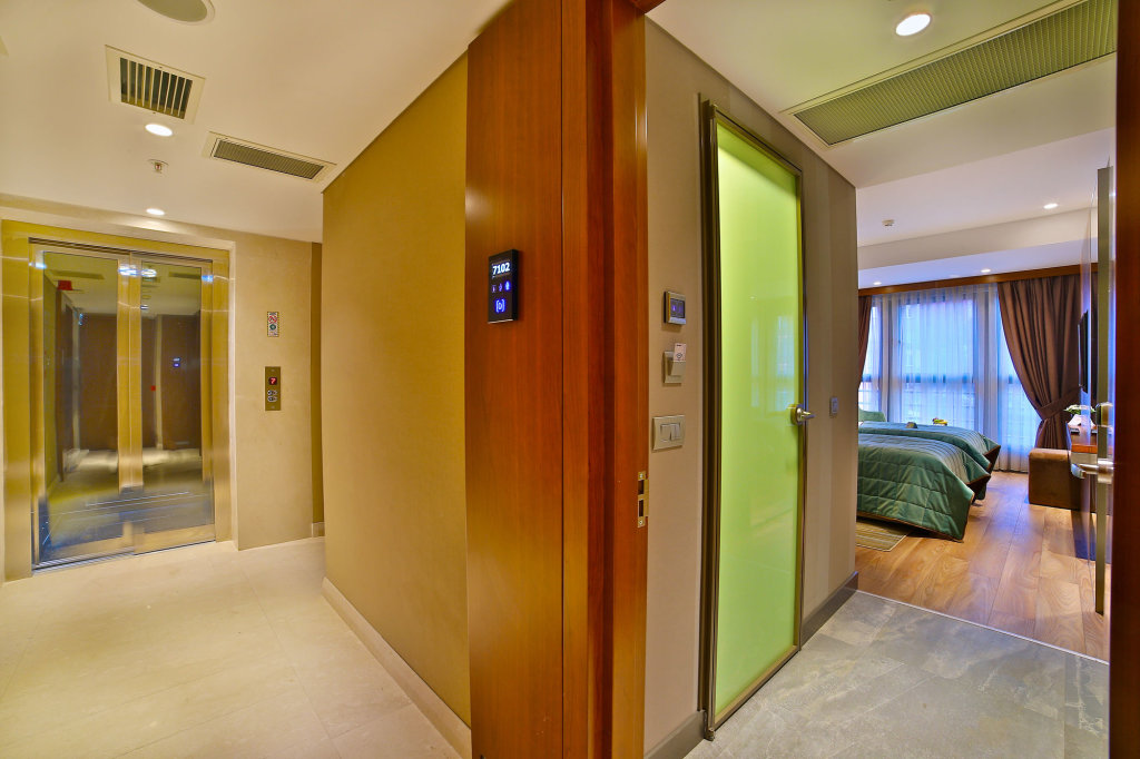 The Tango Hotel Istanbul 17
