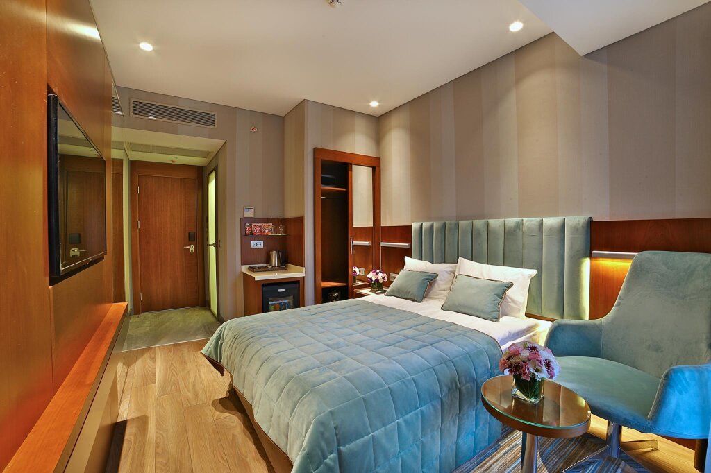 The Tango Hotel Istanbul 24