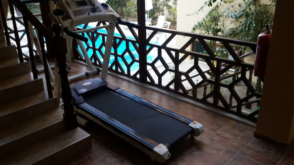 Hadrian Gate Hotel 7