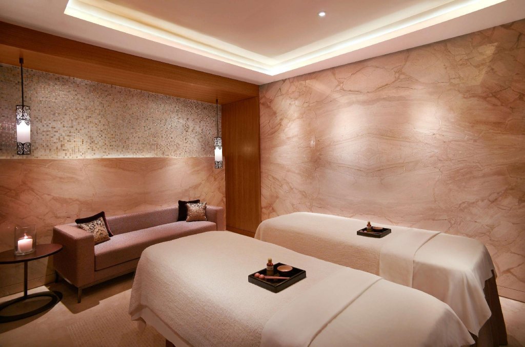 Grand Hyatt Dubai 13
