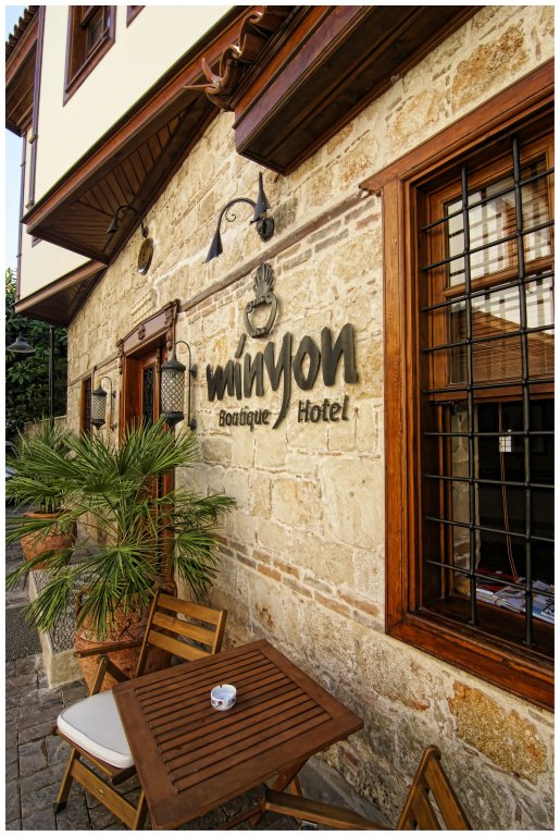 Minyon Hotel 6