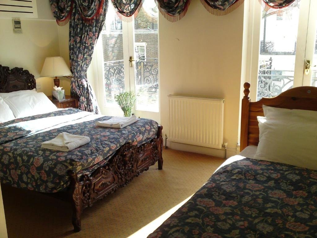 My Place Hotel 19