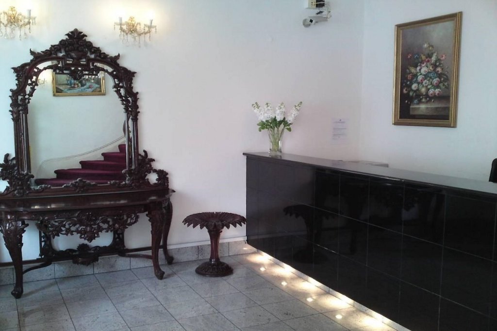 My Place Hotel 2