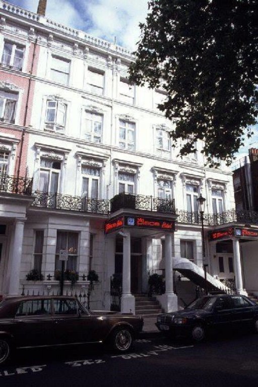 My Place Hotel 4