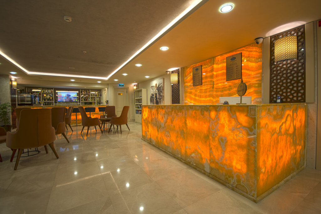 Antusa Palace Hotel & Spa 13
